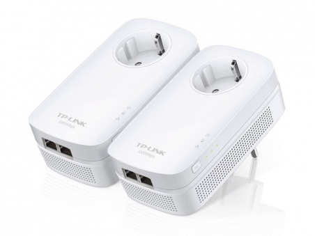 TL-PA7020PKIT TP-LINK - адаптер с розеткой